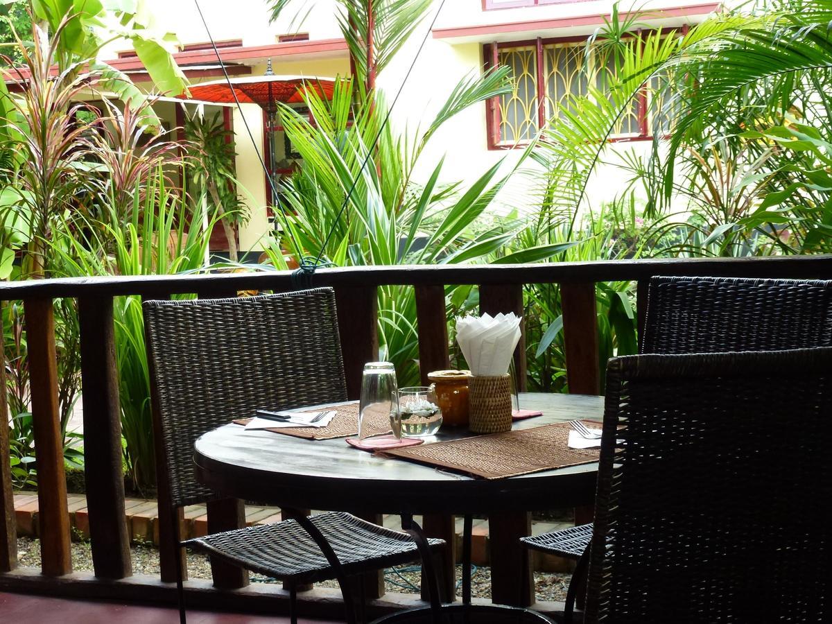 Alamanda Inn, Boutique Hotel And French Restaurant Yangon Exterior foto