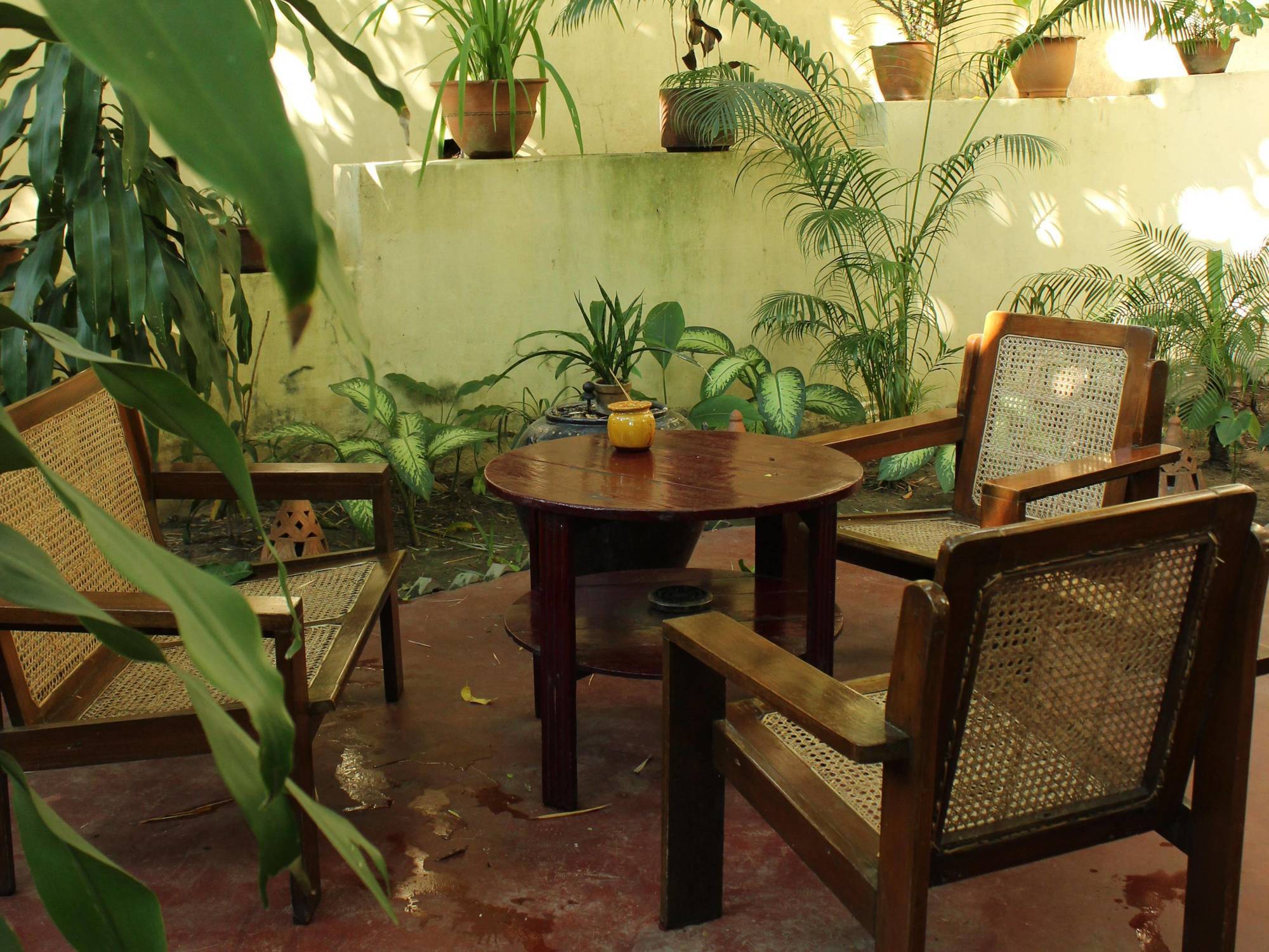Alamanda Inn, Boutique Hotel And French Restaurant Yangon Exterior foto